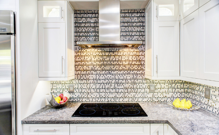 Grey and white kitchen tile backsplash in Houston, TX 